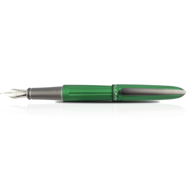 Diplomat Aero Fountain Pen - Green - Steel Nib - Image 2