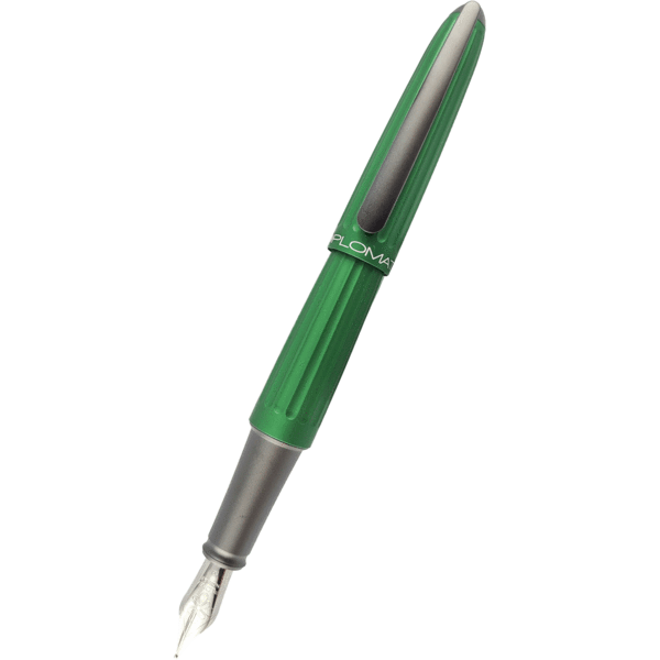 Diplomat Aero Fountain Pen - Green - Steel Nib - Image 3