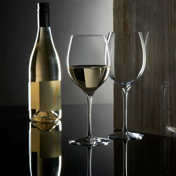 Elegance Pinot Grigio Wine Glass, Pair | Waterford - Image 3